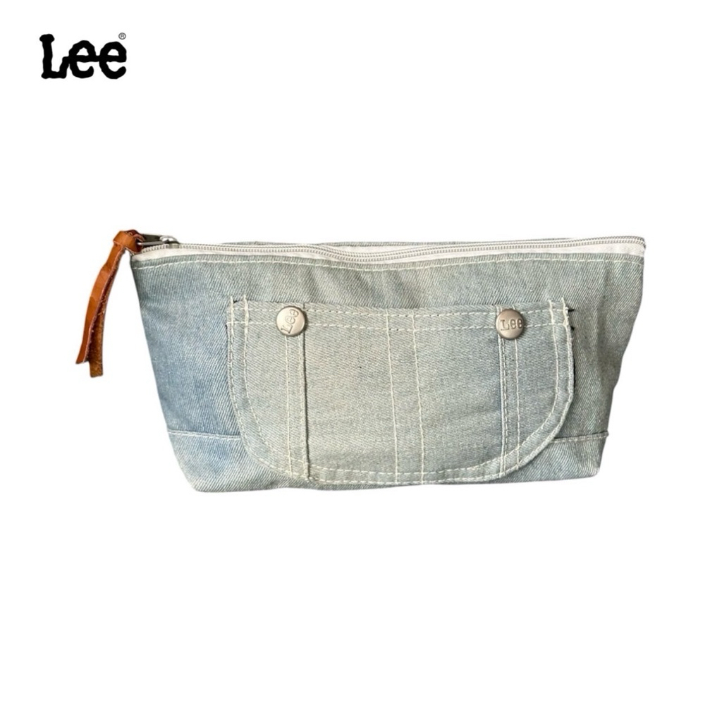 Lee กระเป๋าทรง คลัทช์