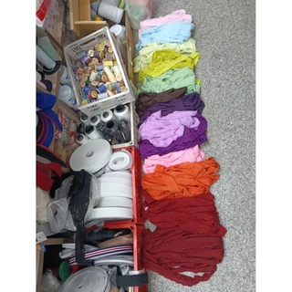 ลูกไม้ยืดได้3.5นิว&ตัดต่อเนื่องตามที่ลูกค้าต้องการ(ยืดได้) ลูกไม้เป็นสินค้าสั่งย้อมนะคะ น่าจะได้แค่ใกล้เคียงค่ะ