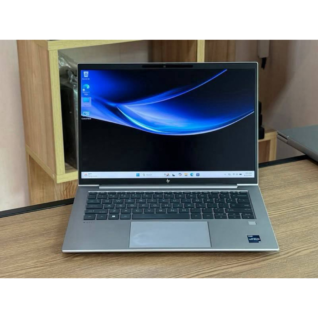 HP ZBook Firefly 14 inch G9 Mobile Workstation i7-1265U SSD512GB RAM32GB สินค้ามือสอง งานตัดต่อ ระดั