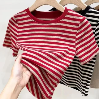 เสื้อยืดสีแดงลายทางสไตล์เกาหลี ผ้าคอตตอนคุณภาพดี ใส่สบายไม่ร้อน เหมาะใส่ทุกวัน