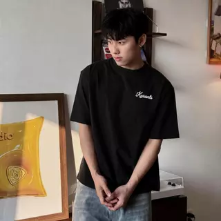 Karants เสื้อยืด Boxy ผ้า Cotton 2 ทาง พิมพ์ลายนูน Unisex ชาย-หญิง - KR422