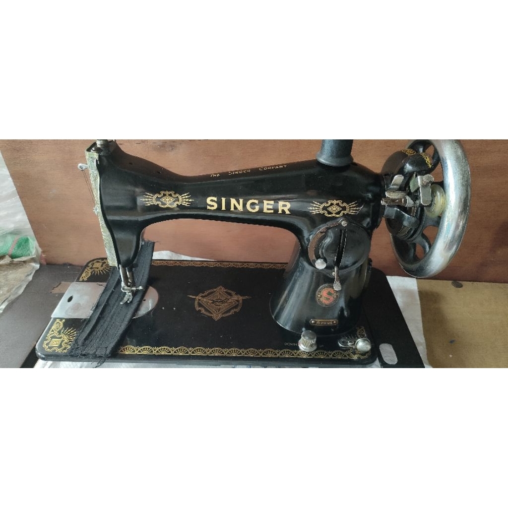จักรเย็บผ้า Singer 158  งานเก่ามือสอง พร้อมใช้ สภาพดี  (เฉพาะหัวจักร)