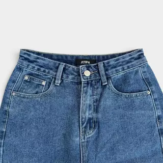 Atipashop - Nolan Jeans (#A060) กางเกงยีนส์ ขายาว กระบอกกลางตรง ดีเทลป้ายหนัง