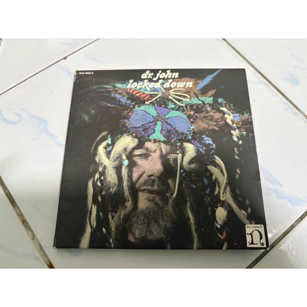 CD : DR. JOHN - LOCKED DOWN.