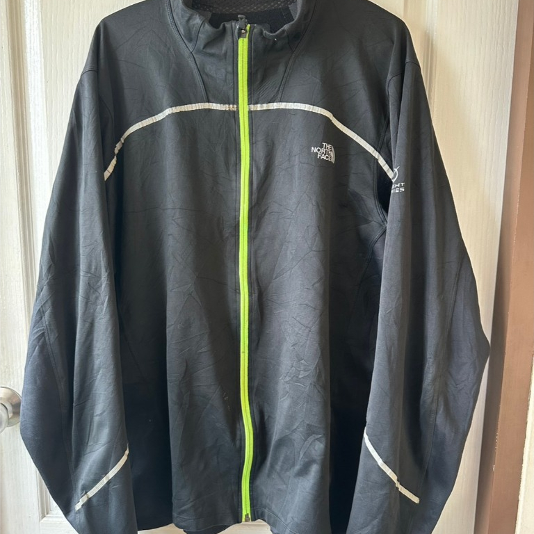 เสื้อกันหนาว the north face แท้!! มือสอง Warm อก 54 ยาว 29 ป้ายชาย ตำหนิตามรูป