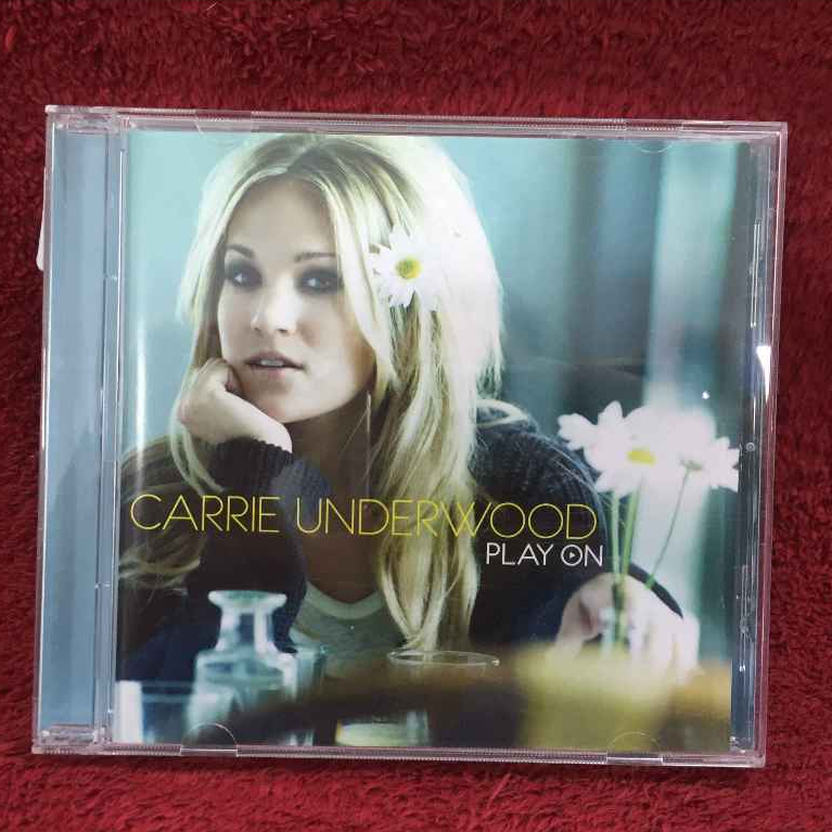 CD Carrie Underwood – Play On สภาพตามรูปปก EA127-150