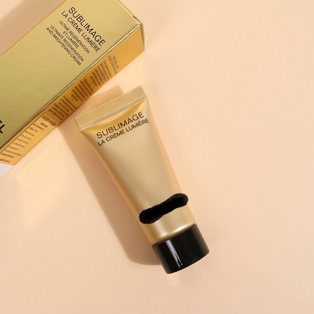 รวมรุ่นครีมบำรุงผิว Sublimage La Creme Lumiere / L'essence Lumiere / Sublimage La Creme / La Fluid / Fondamentale