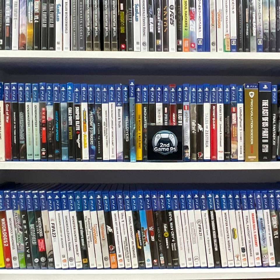 [ps4] แผ่นแท้มือ2 รวมเกมPlay Station 4 เล่นกับเครื่องps5ได้ สภาพดี มีจัดส่งด่วน