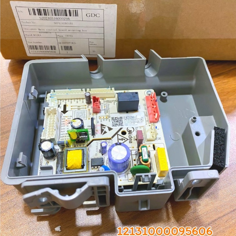 12131000095606 แผงวงจรตู้เย็นพร้อมกล่อง TOSHIBA รุ่น GR-RT466WE-PMTH