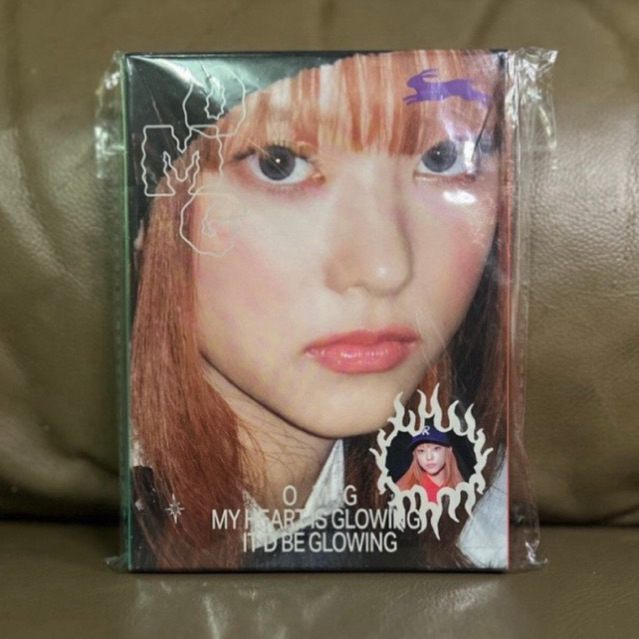 CD NewJeans 'OMG' Message Card Ver. (เวอร์ชันแฮริน - Haerin)  + การ์ดแท้ 5 ใบ