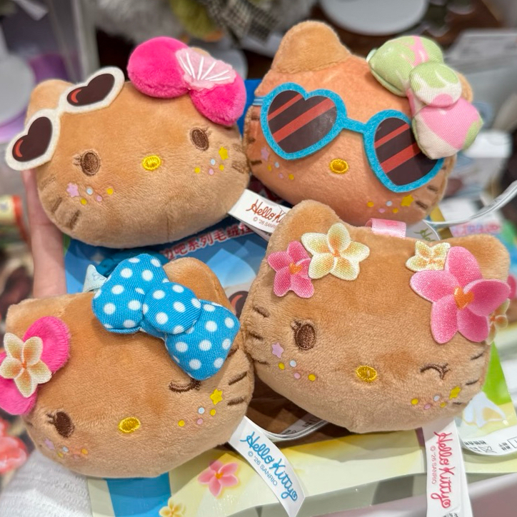 (พรีออเดอร์) ถุงสุ่ม hello kitty ผิวแทน 🌺🏝️ พวงกุญแจ คิตตี้