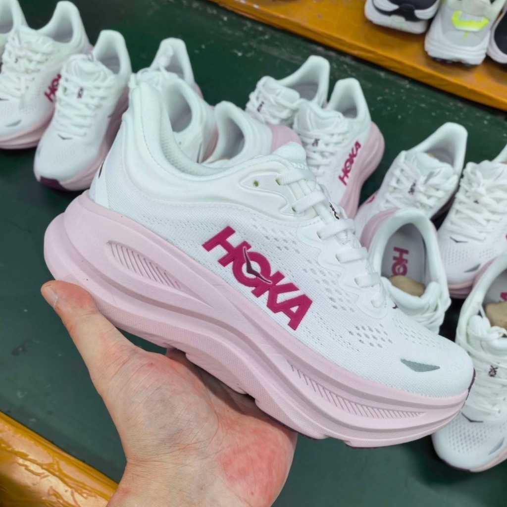 รองเท้าวิ่งมีไซส์ 36-45 สินค้าพร้อมกล่องพร้อมจัดส่ง