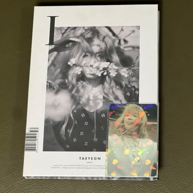 แทยอน (Taeyeon) -  Girls' Generation อัลบั้ม "I" (The 1st Mini Album) + การ์ดแท้ 1 ใบ