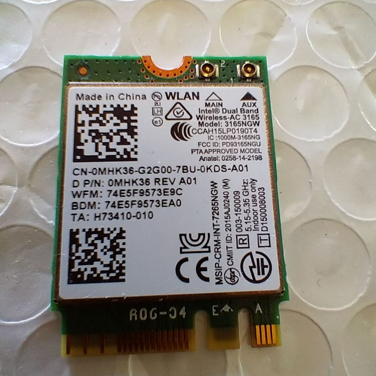 การ์ดที่คุณส่งมาคือการ์ด Wi-Fi และ Bluetooth Intel® Dual Band Wireless-AC 3165