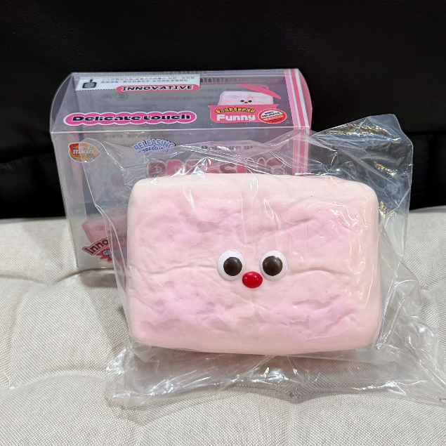 (ของแท้/มือ1) หายาก Mido x SSS Red Nose Rice Cake Squishy สกุชชี่มิโดะ โมจิชมพูจมูกแดง จมด หอมสตรอว์