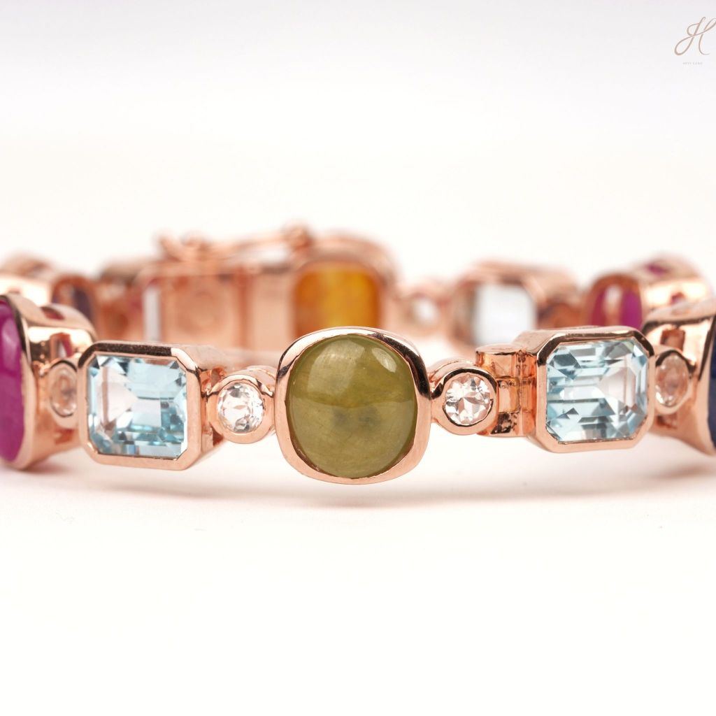 กำไล Mix Gems Fancy คั่น White Topaz กลมix Gems Fancy Bangle with Round White Topaz