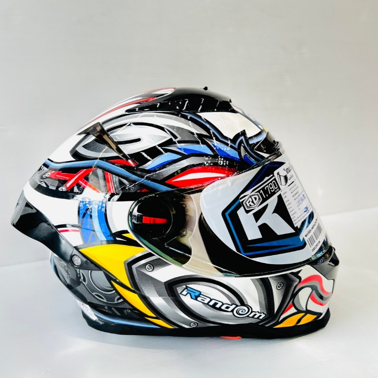 หมวกกันน็อค/RANDOM-CZR-BT