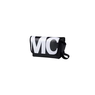 Mc JEANS Online Exclusive กระเป๋าสะพายอเนกประสงค์ สีดำ M02Z113 กระเป๋าผ้าใบ ลายพิมพ์ MC กระเป๋ากันน้ำ