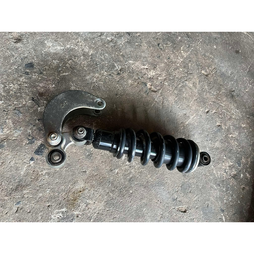 โช้คหลังR15ตัวเก่า มือสอง