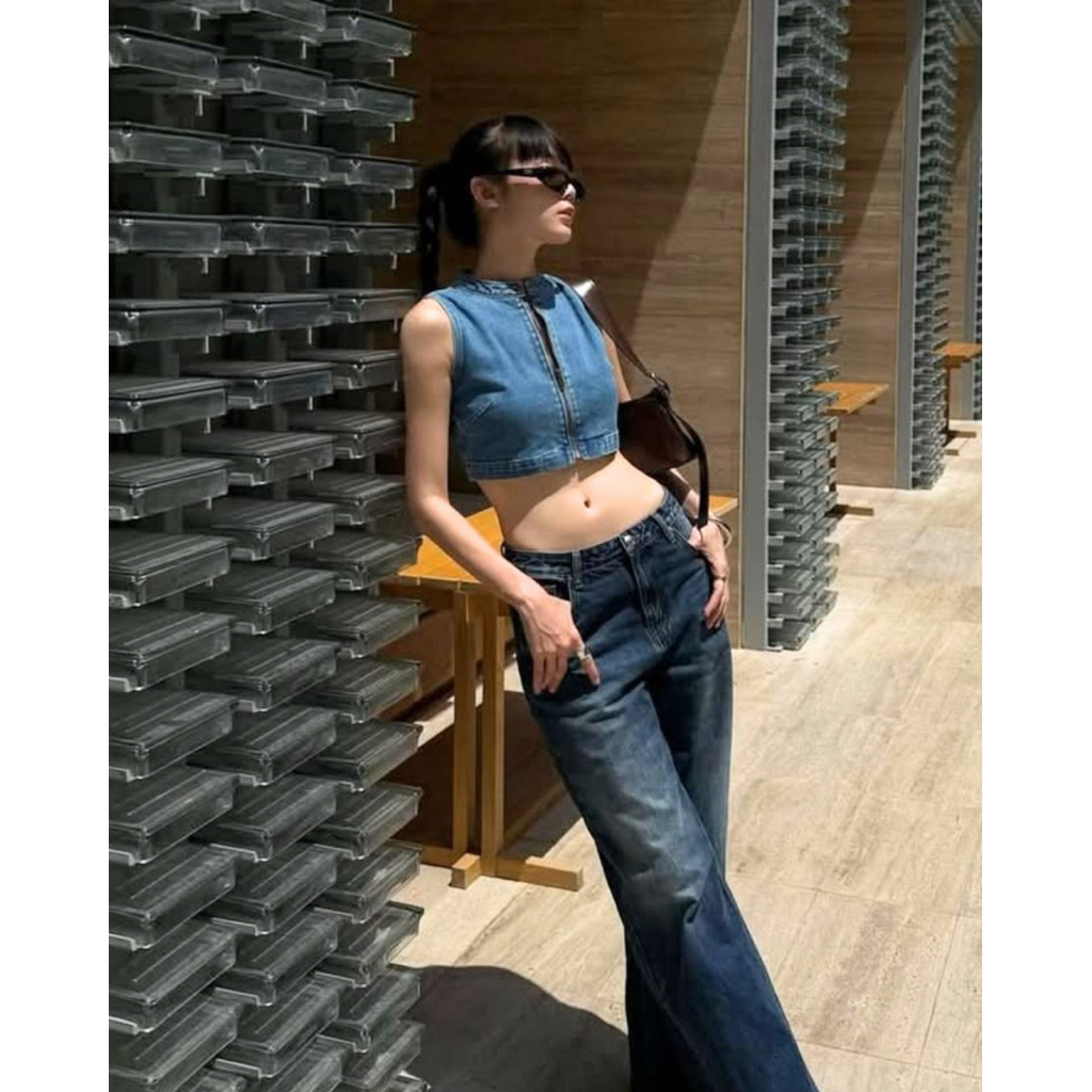 MOTTOM - RACER Zip Crop Denim Top