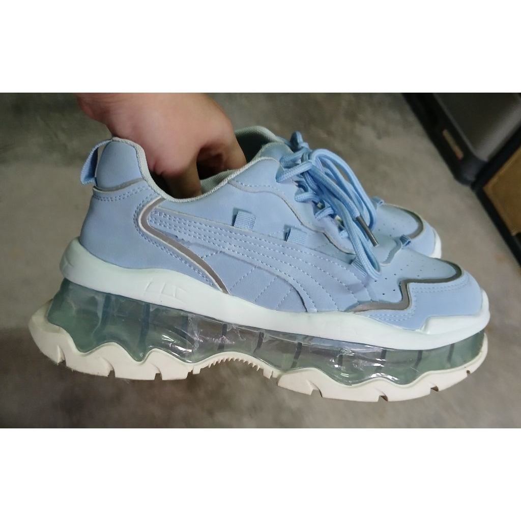 รองเท้าส้นตึก มือสอง ไซส์ 39 สไตล์ y2k ส้นสูง 5 ซม.