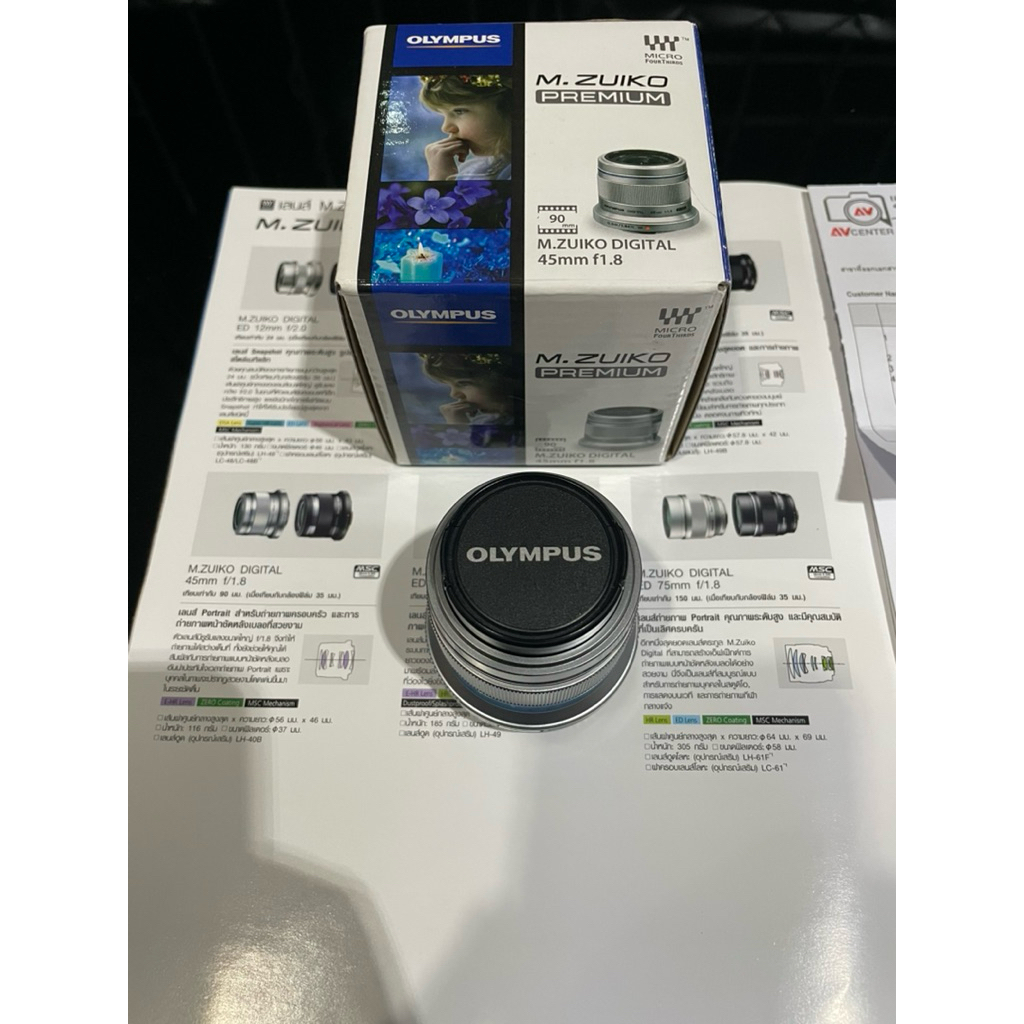 Lens”Olympus” 44 mm. F/1.8(Silver)เลนส์สภาพดีและมาพร้อมอุปกรณ์ครบ (แถมฟรี Filter Spider Fire MC UV 3