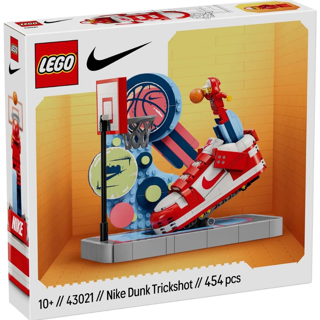 LEGO® Nike Dunk Trickshot 43021