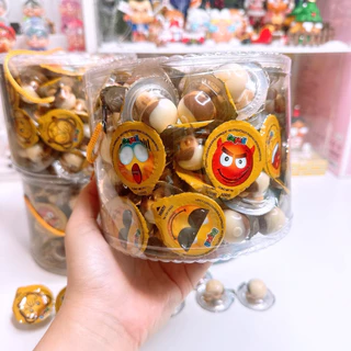 ช็อกบิสกิตสวีทคัพ กระปุกน้ำเงิน (1 กระปุก 100 ชิ้น)