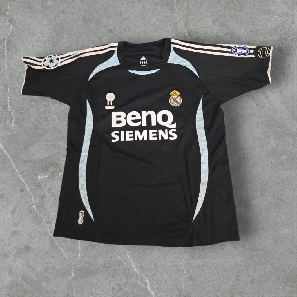 เสื้อบอล Real madrid GK เสื้อโกล 2005-06 CASILLAS 1 UFFA  Size XL