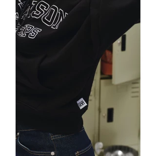 maison KEEPS | College Logo Hoodie | เสื้อสเวตเตอร์แขนยาว ฮู้ดดี้ ปักโลโก้