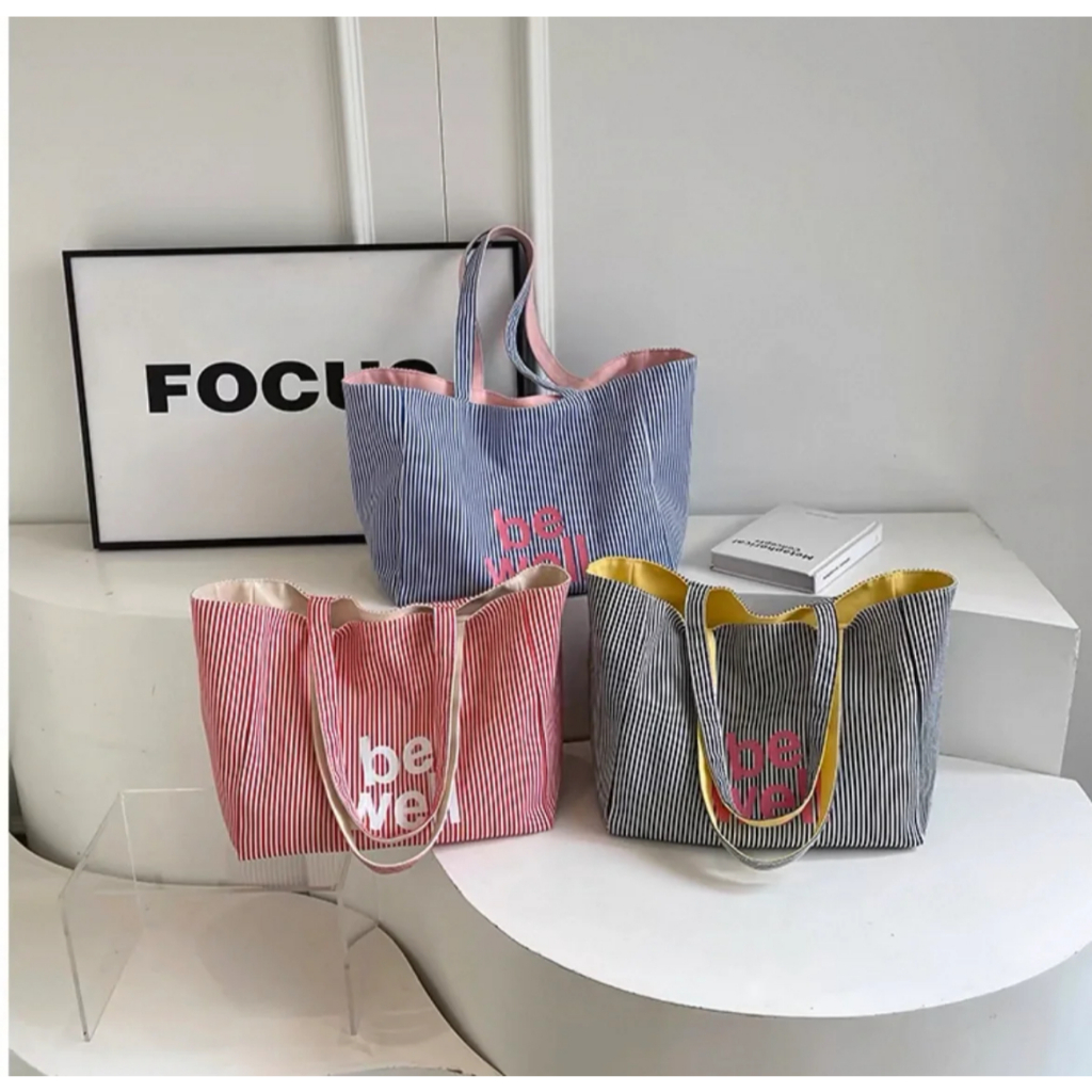 กระเป๋าสะพาย กระเป๋าถือ กระเป๋าโท้ทผ้าใบลายทางขนาดใหญ่แบบใส่ได้สองด้าน สีเหลืองสไตล์เกาหลีเรียบง่ายสบายๆ