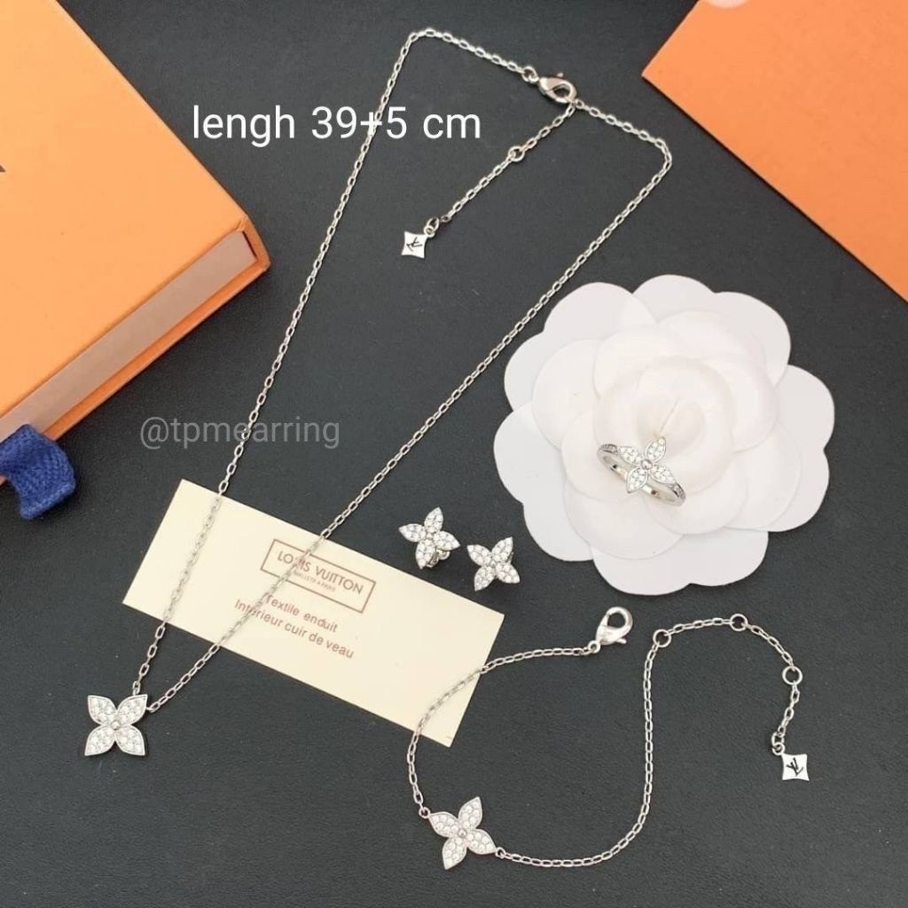 เซตสร้อยคอ สร้อยข้อมือ ต่างหู ขายแยก llnl lld llbl