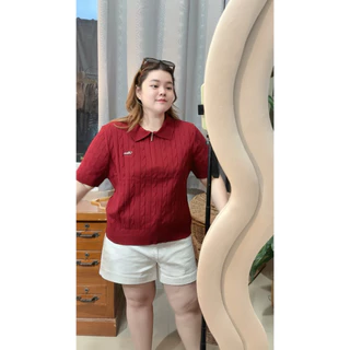 (ก่อนยืด44“)มี9สี เสื้อไหมพรมทอลายเปีย ยืดได้ทรงคอโปโล แต่งlanaตรงอก Plussize (ln)