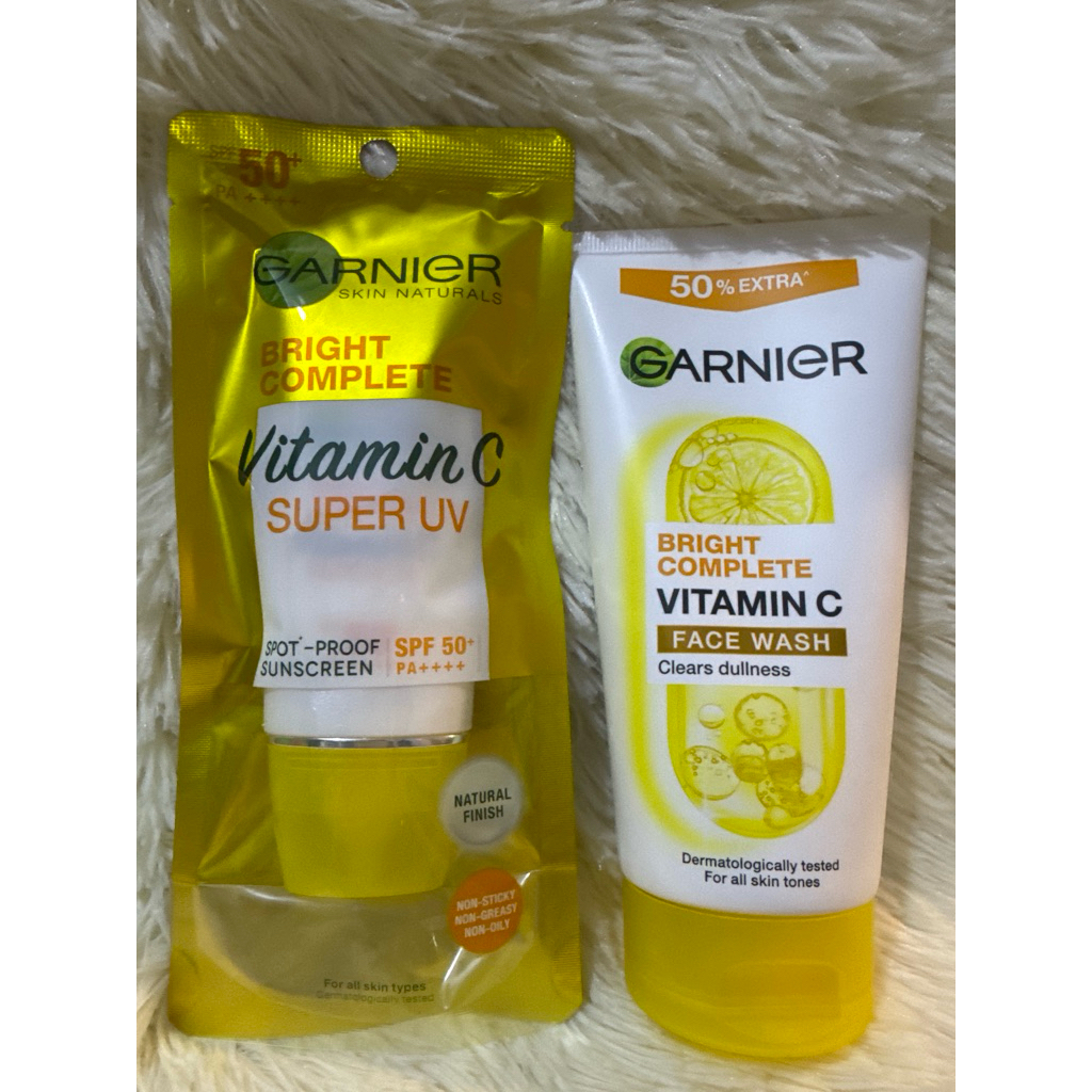GARNIER SKINNATURALS BRIGHT COMPLETE SUPER UVการ์นิเย่