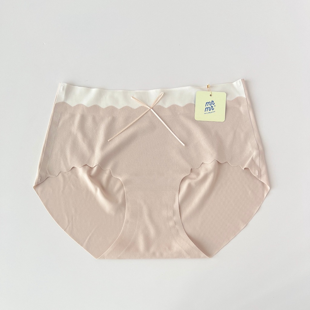 𝐒𝐖𝐄𝐄𝐓𝐈𝐄 𝐖𝐀𝐕𝐘 (panty.) - medium waist pastel wavy  panty. ไร้ขอบ ขอบหยัก ตกแต่งโบว์ maryxmary
