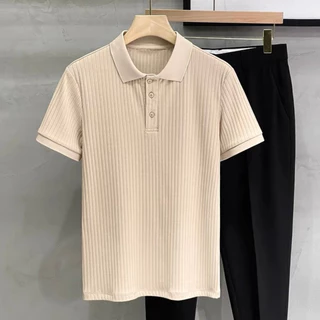 BU เสื้อโปโลแฟชั่นของผู้ชายคนนี้ หลวมง่ายอินเทรนด์ และสบาย ๆ