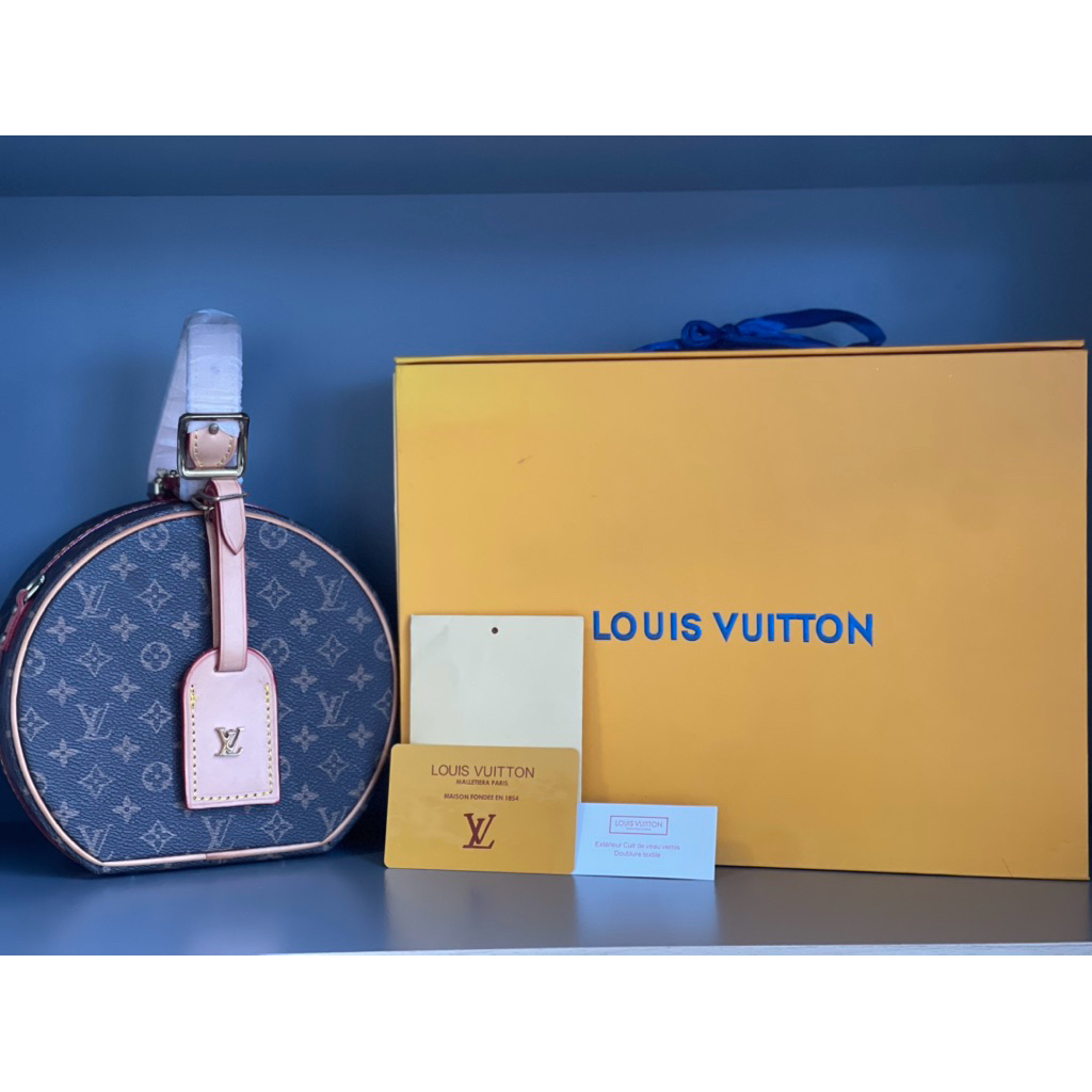 กระเป๋า LOUIS VUITTON
