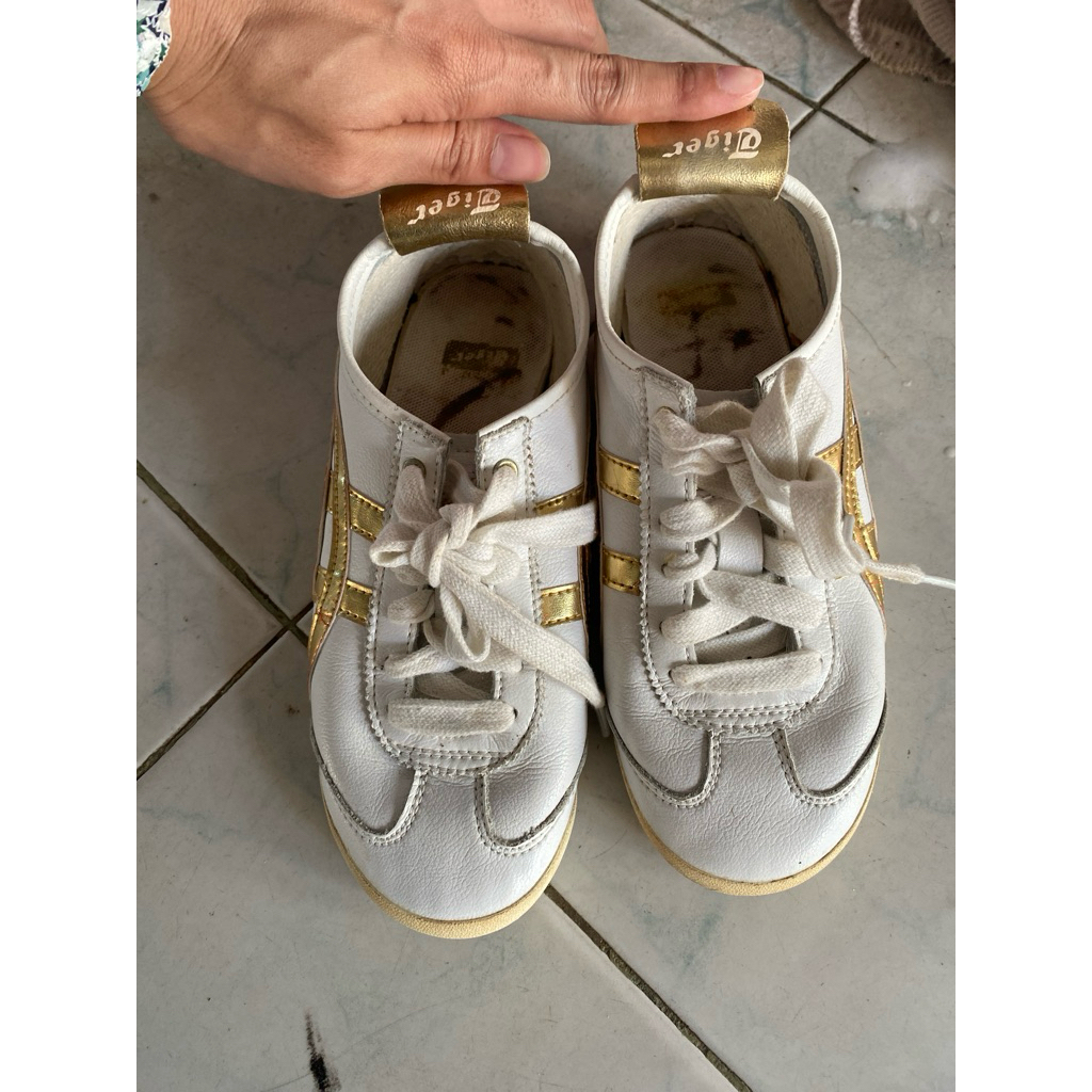 Sale📌รอง Onitsuka tiger แท้💯 มือสองมีตำหนิ