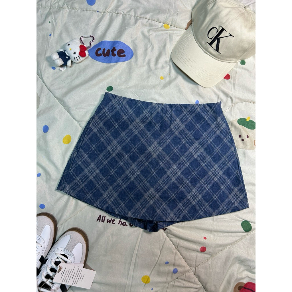 ส่งต่อเสื้อผ้ามือสอง mon2sun stylist beaming saideehome lovito