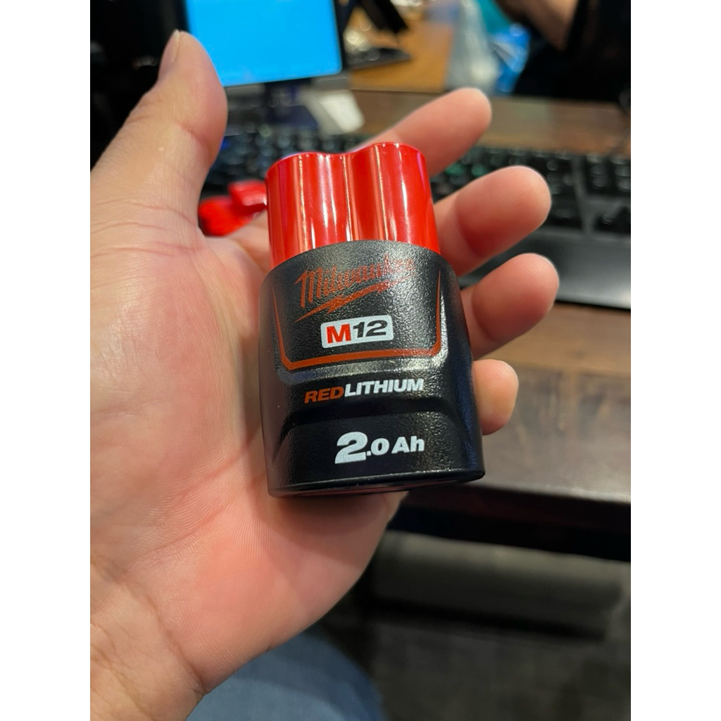 (มือสอง)(2.0)12V M12 สำหรับอุปกรณ์ไร้สาย มิลแดง ของมือสอง ล็อตปี 2023-24 สภาพยังสวยมีริ้วรอยนิด