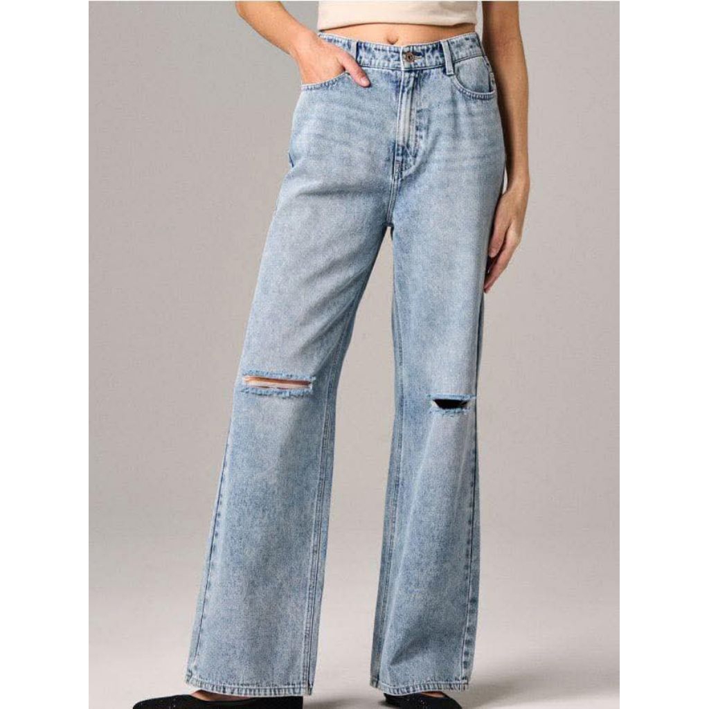 กางเกงเอวสูงทรงกระบอกใหญ่ แบรนด์ Sinsay