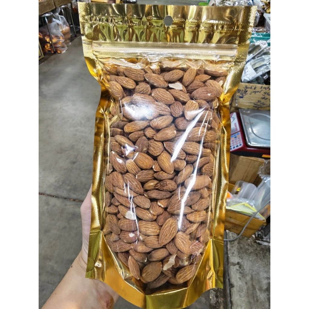 อัลมอนด์อบเกลือ 500กรัม ถั่วกรอบหอม เคี้ยวเพลิน โปรตีนสูง ทานเล่น ใส่ขนม เบเกอรี่ ได้ทุกวัน พร้อมส่ง