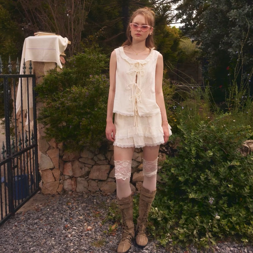 lookbooklookbook jolie top ivory lace and lookbooklookbook jolie skirt ivory lace