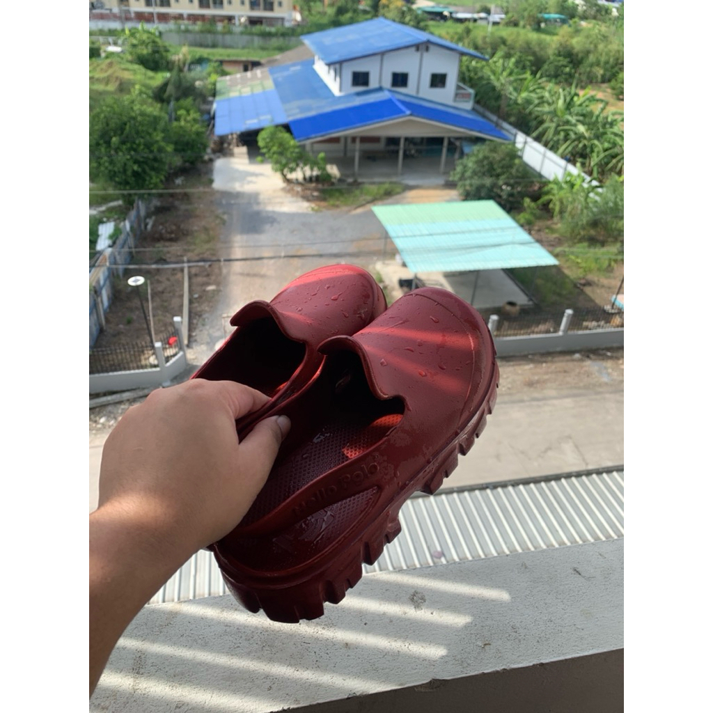 รองเท้ามือสอง hello polo