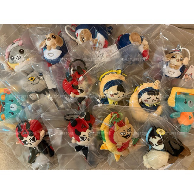 พร้อมส่ง Wesley Permpoon Domiia Lykyou Tomafox Neona Jummo Sumruay Look Khunnoo  | DOLL KEYCHAIN