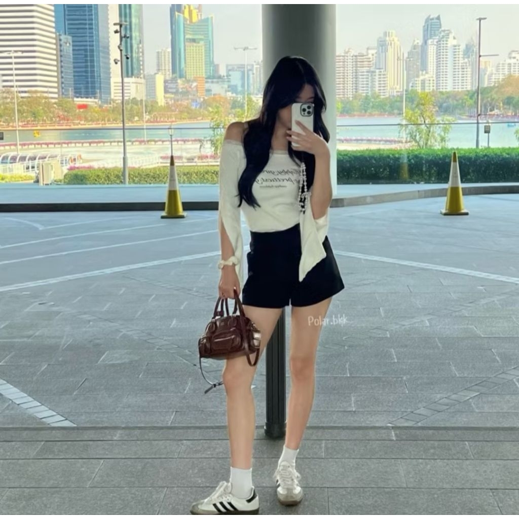 Used สีดำ (แค่ลองซัก 1 ครั้ง) ส่งต่อกางเกงขาสั้น แบรนด์ polar.bkk