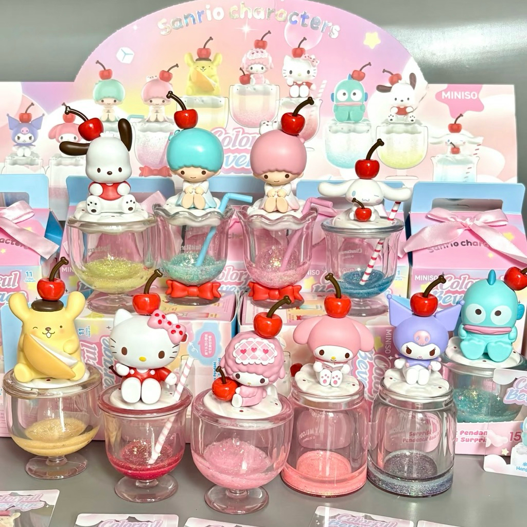 ( พร้อมส่งด่วนในไทย) แบบสุ่มโมเดล : Sanrio Characters Colorful Beverage
