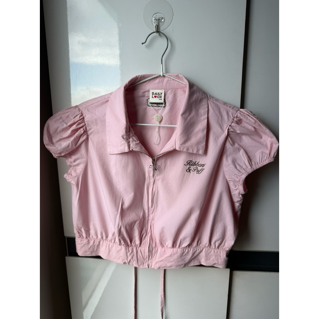 เสื้อซิปแขนตุ๊กตา (dailylook.sm)