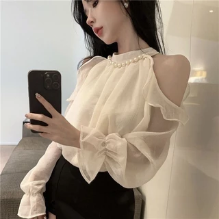 [Sheing office]🌟พร้อมส่ง🌟เสื้อเชิ้ตผ้าชีฟองแขนยาวผู้หญิง คอฮอลเตอร์ประดับมุก เสื้อเปิดไหล่