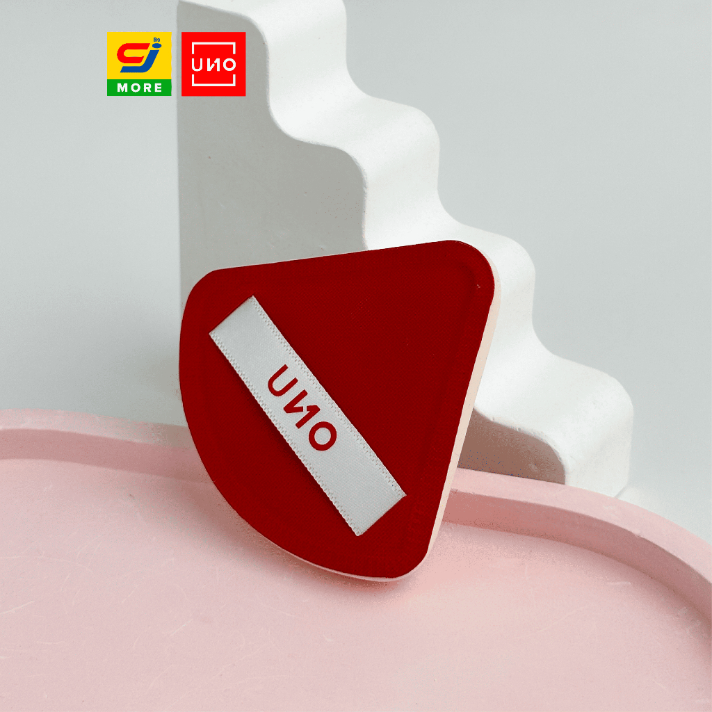 UNO พัฟคุชชั่นมาร์ชเมลโล่ ทรง 3 เหลี่ยม